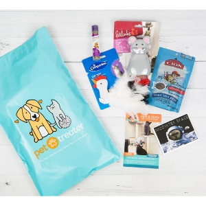 Monthly Dog Box | Monthly Cat Box | Pet Subscription Boxes ...